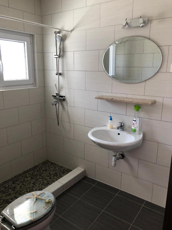 Apartmani Area Doma Traù Esterno foto