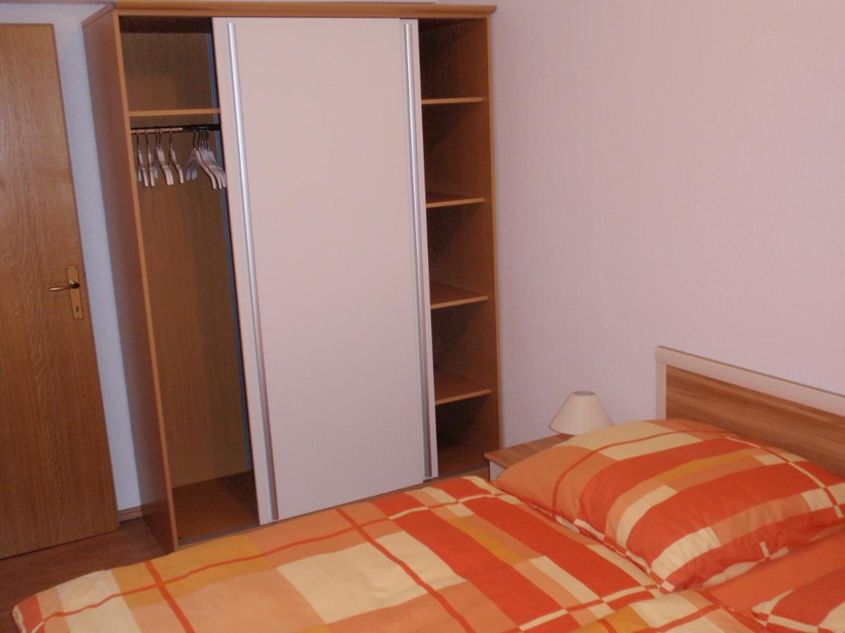 Apartmani Area Doma Traù Esterno foto