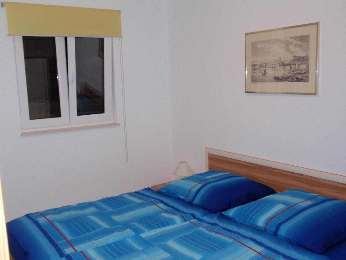 Apartmani Area Doma Traù Esterno foto