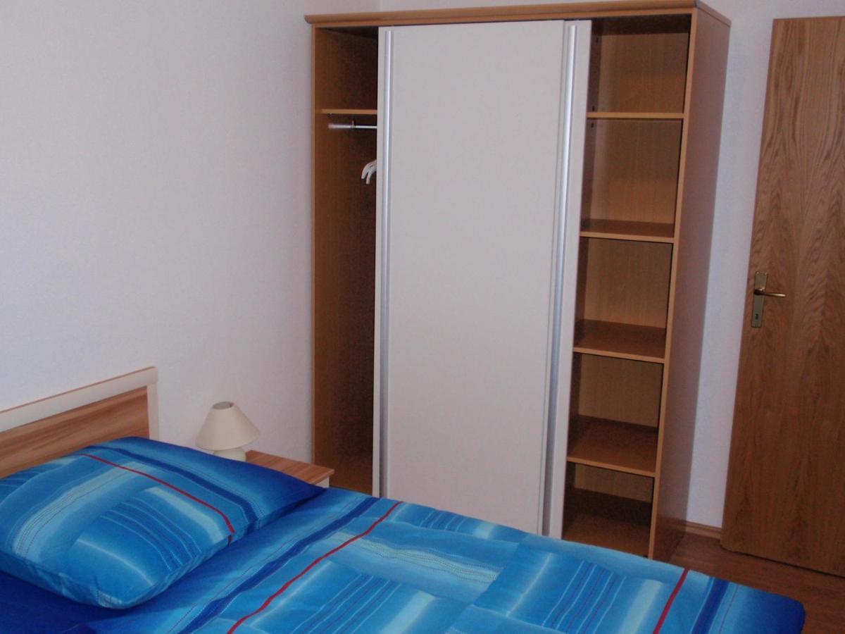 Apartmani Area Doma Traù Esterno foto