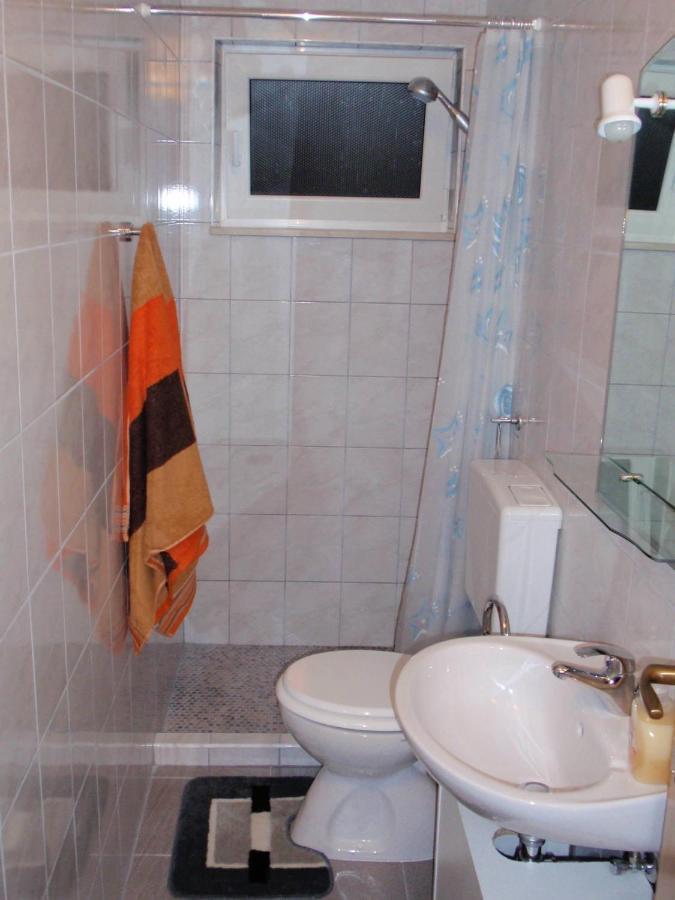Apartmani Area Doma Traù Esterno foto